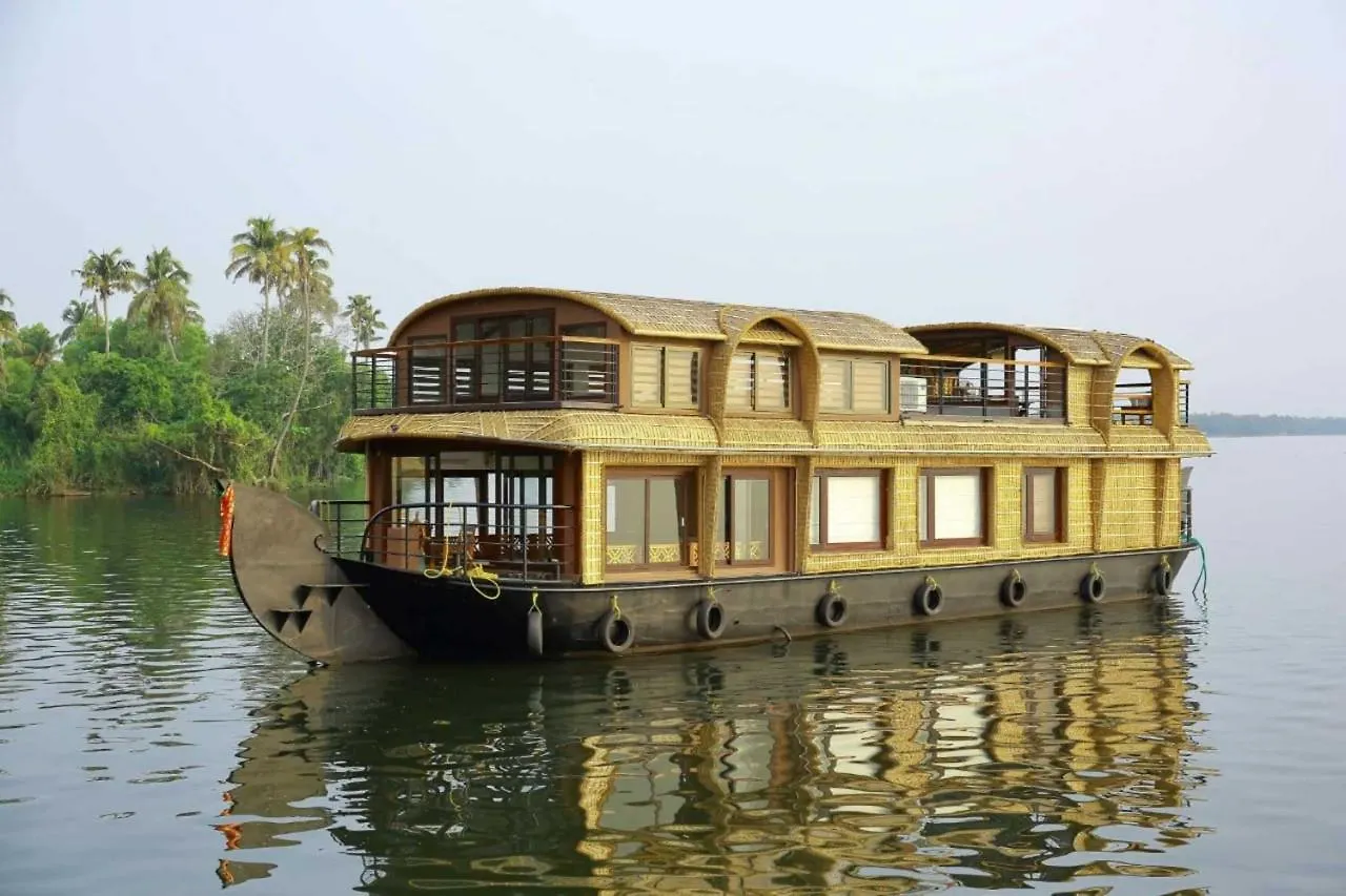 فندق كوزي هاوس بوت Alappuzha بوتيل